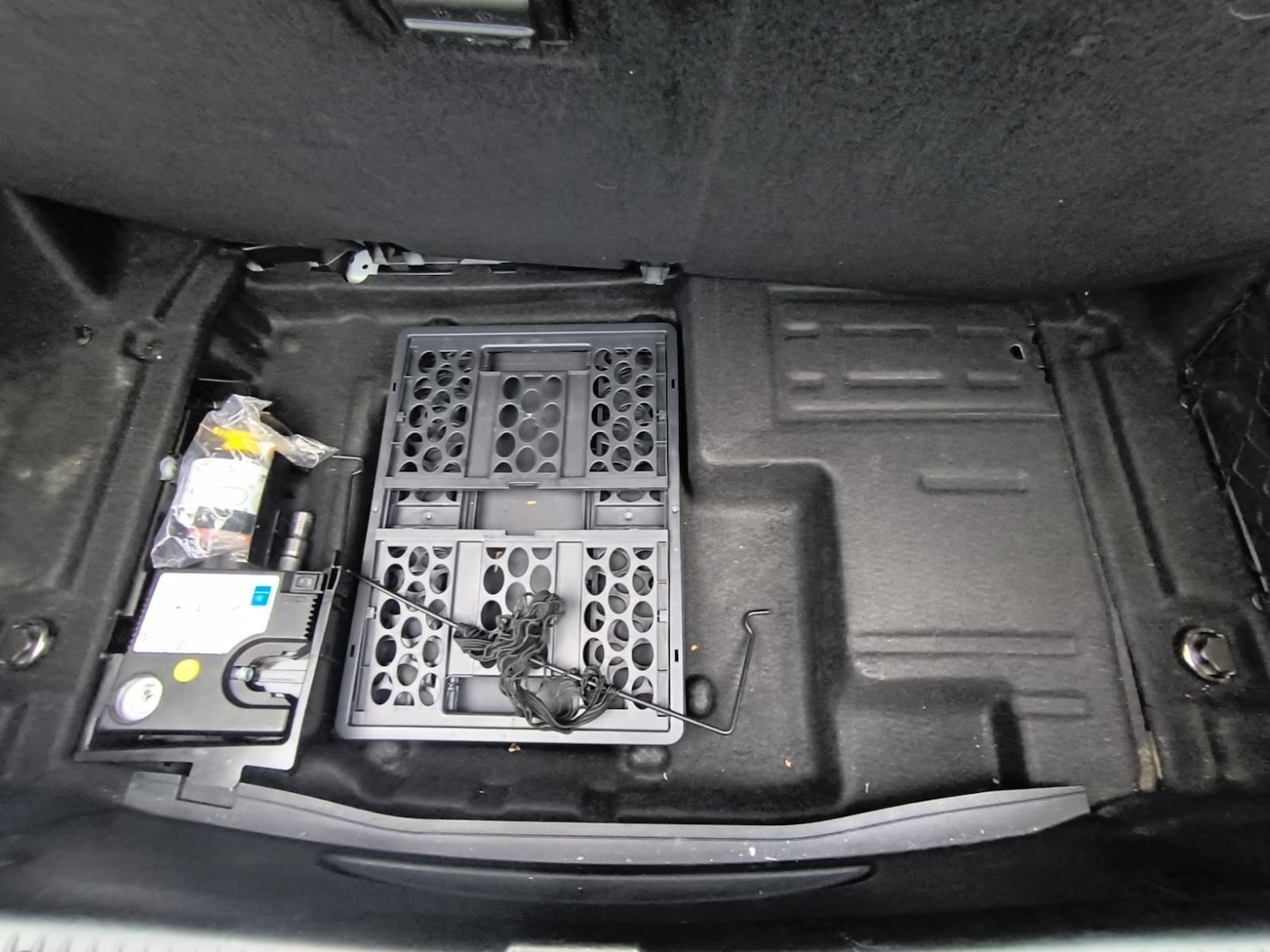 Used Mercedes-Benz C Class 2019 for sale - 77195756: Photo 34