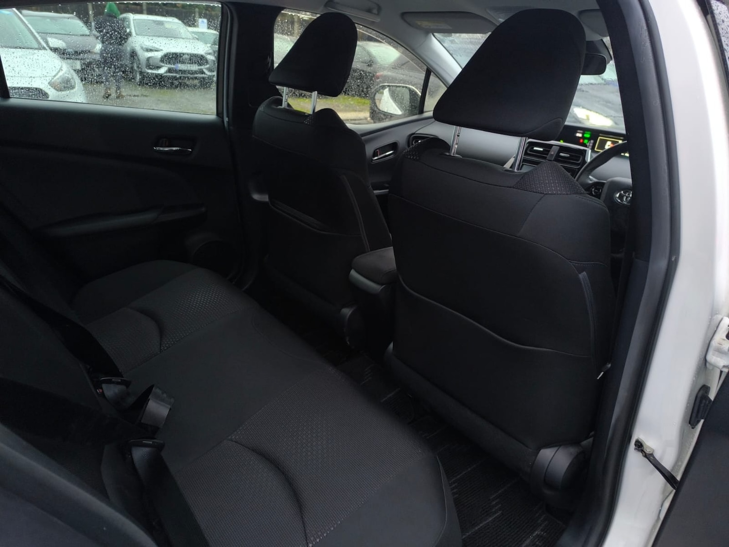 Used Toyota Prius 2020 for sale - 77220588: Photo 12