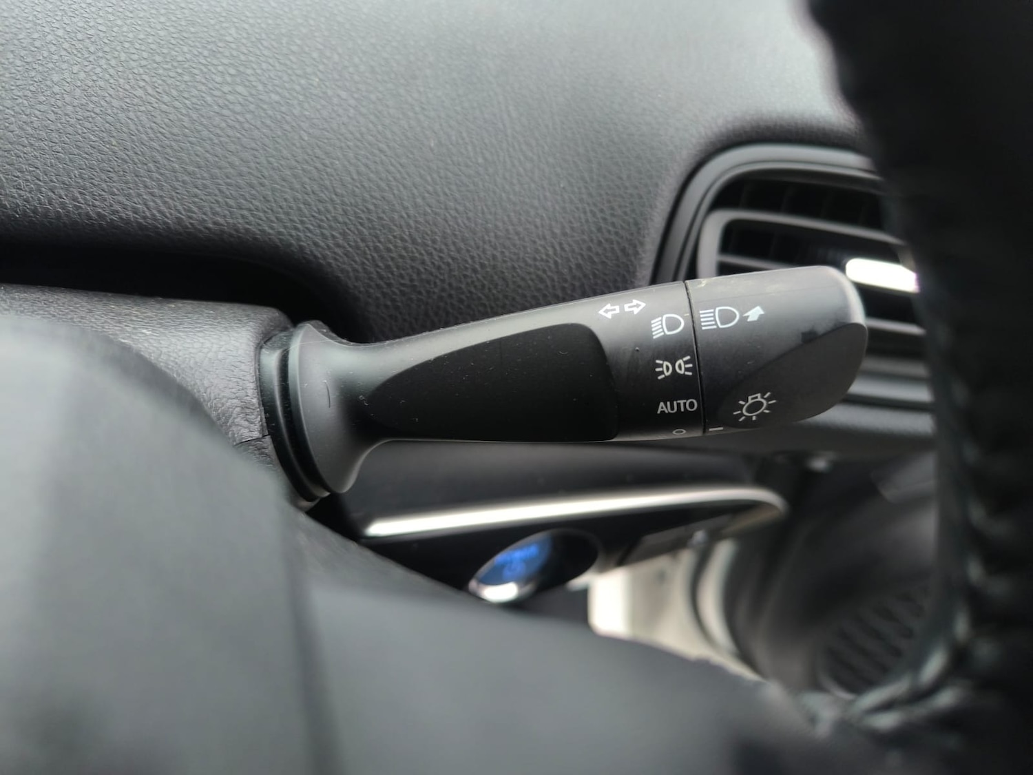 Used Toyota Prius 2020 for sale - 77220588: Photo 23