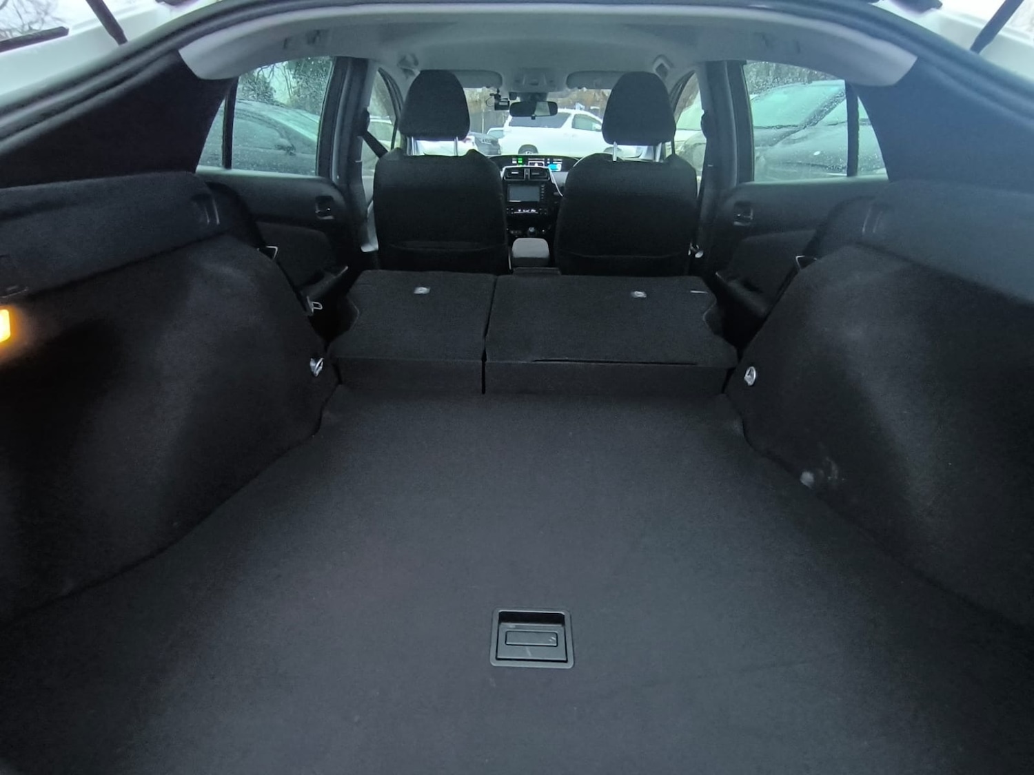 Used Toyota Prius 2020 for sale - 77220588: Photo 29