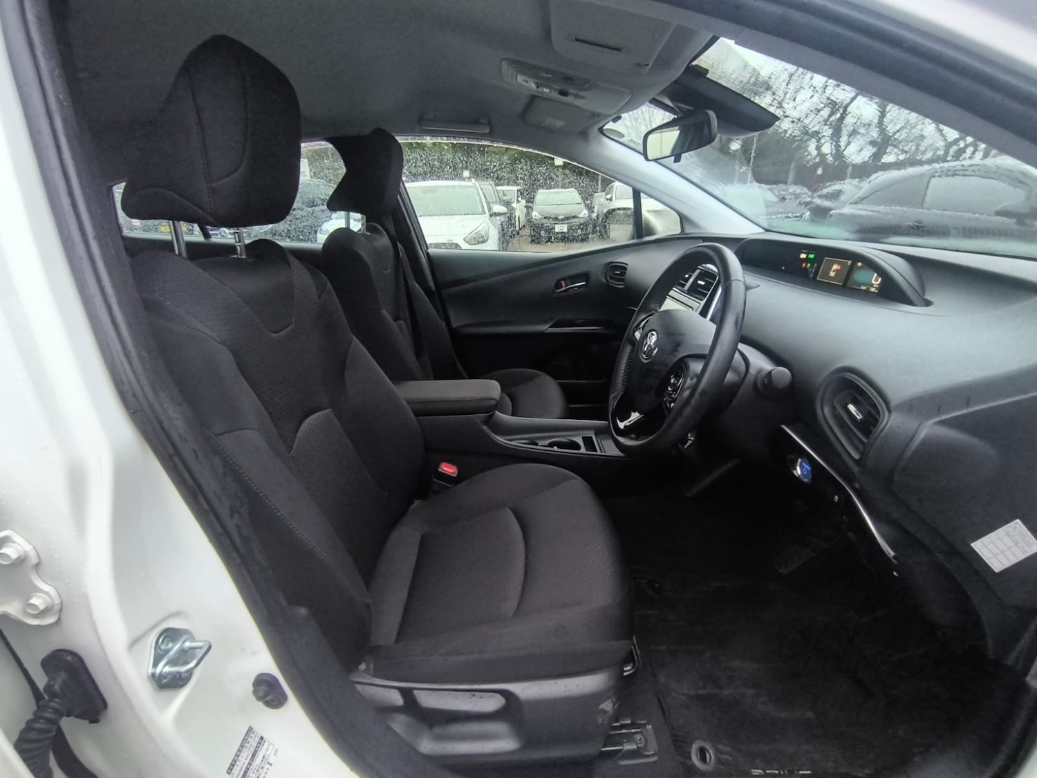 Used Toyota Prius 2020 for sale - 77220588: Photo 9