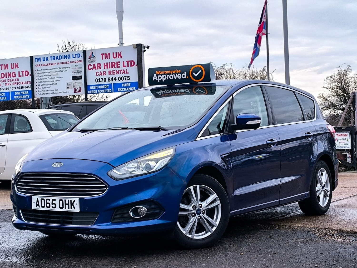 Used Ford S-Max 2015 for sale - 77270804: Photo 2