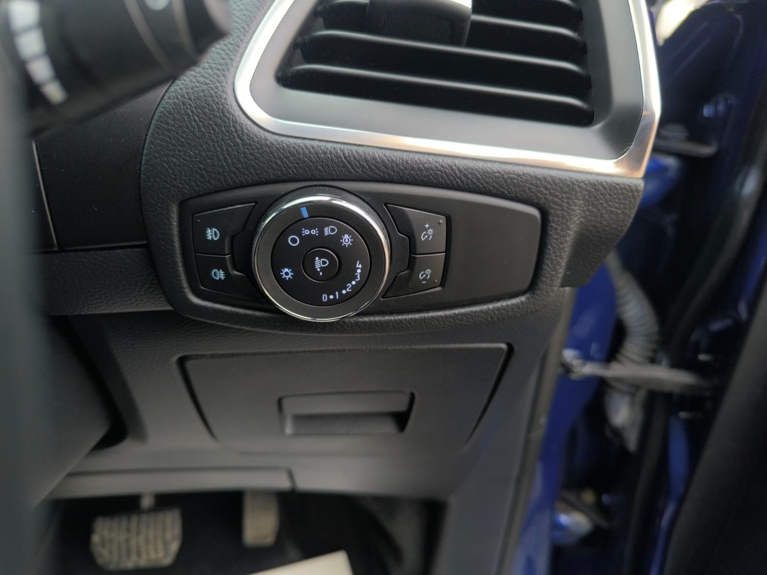 Used Ford S-Max 2015 for sale - 77270804: Photo 30