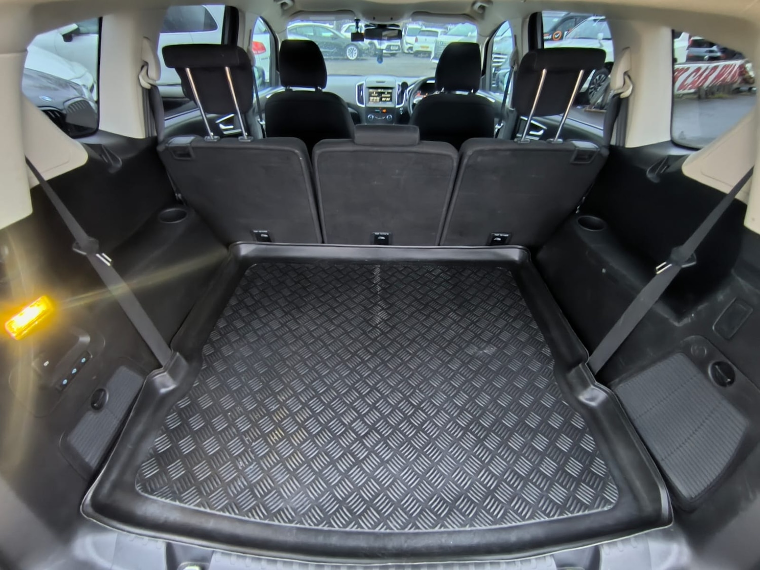 Used Ford S-Max 2015 for sale - 77270804: Photo 35