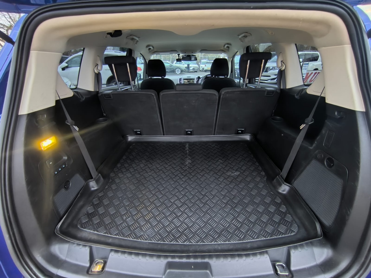 Used Ford S-Max 2015 for sale - 77270804: Photo 36