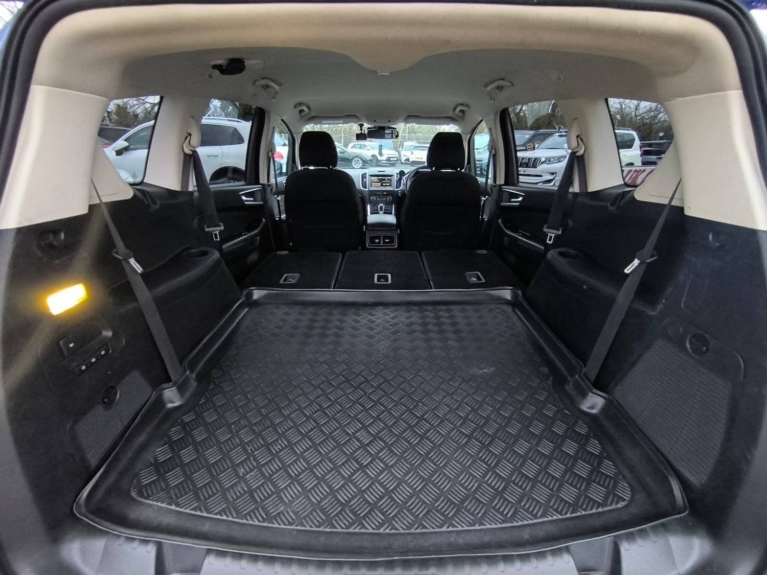 Used Ford S-Max 2015 for sale - 77270804: Photo 37