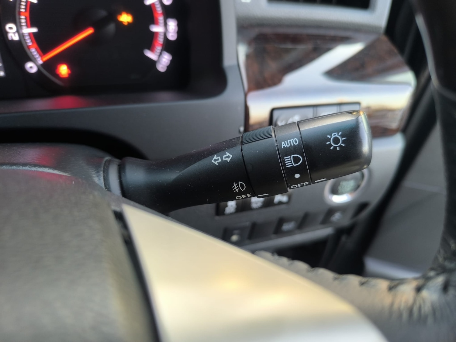 Used Toyota Alphard 2014 for sale - 77093906: Photo 24