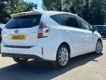 Used Toyota Prius+ 2019 for sale - 75604315: Photo