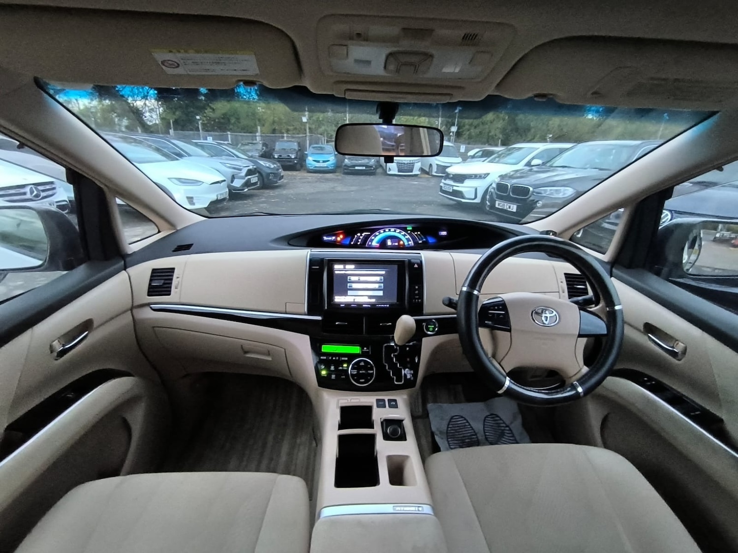 Used Toyota Estima 2013 for sale - 76477816: Photo 14