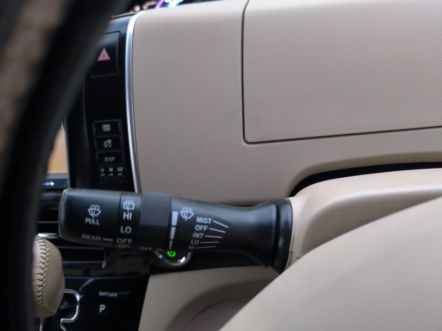 Used Toyota Estima 2013 for sale - 76477816: Photo 24