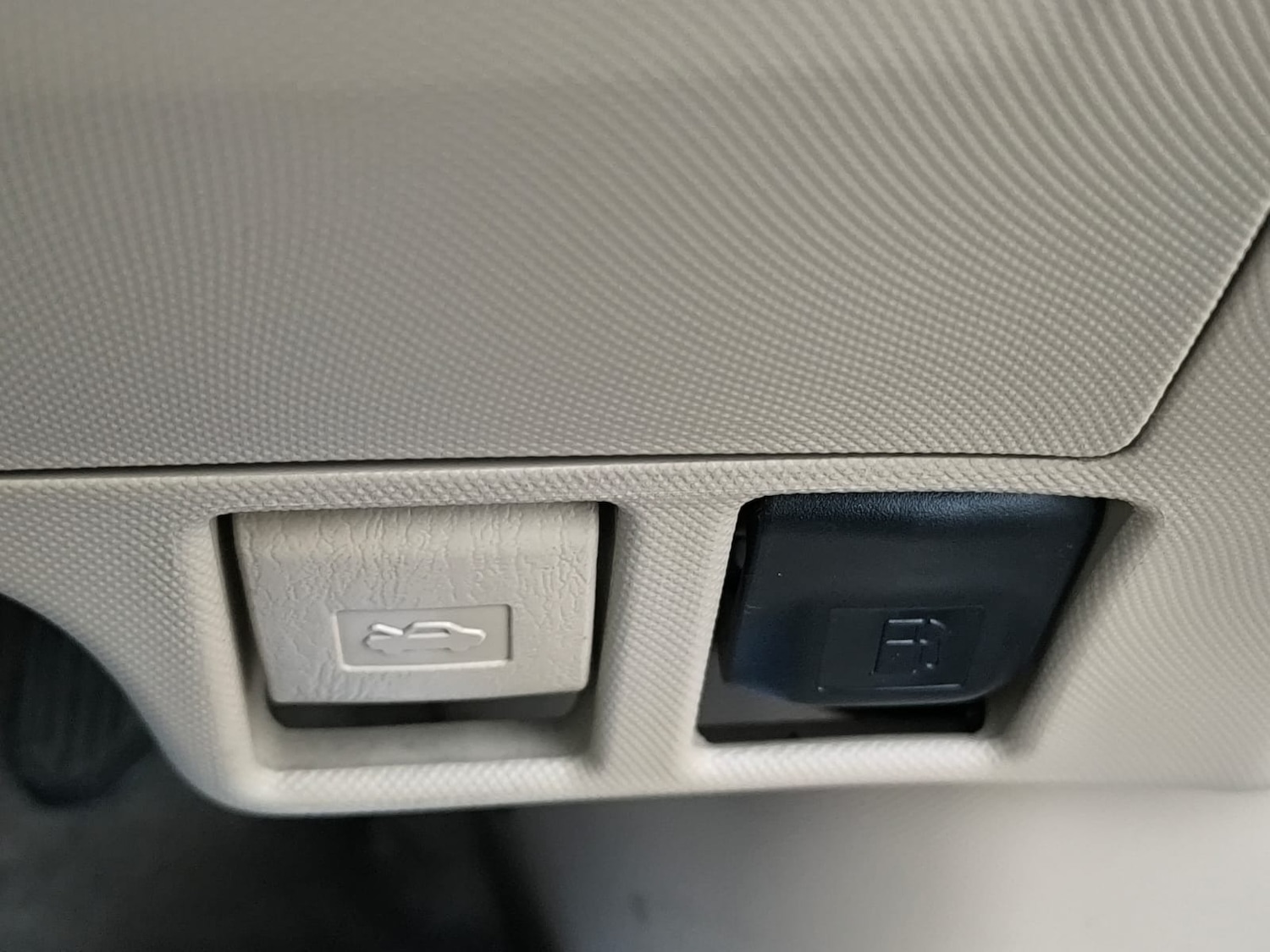 Used Toyota Estima 2013 for sale - 76477816: Photo 28