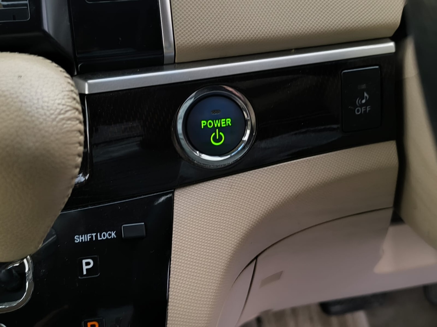 Used Toyota Estima 2013 for sale - 76477816: Photo 32