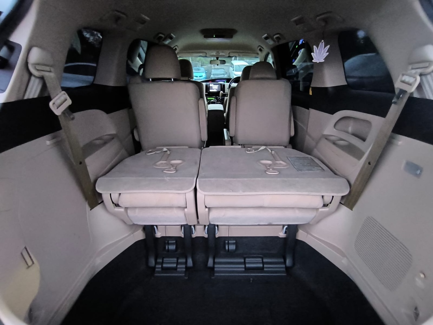 Used Toyota Estima 2013 for sale - 76477816: Photo 36