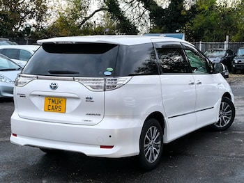 Used Toyota Estima 2013 for sale - 76477816: Photo