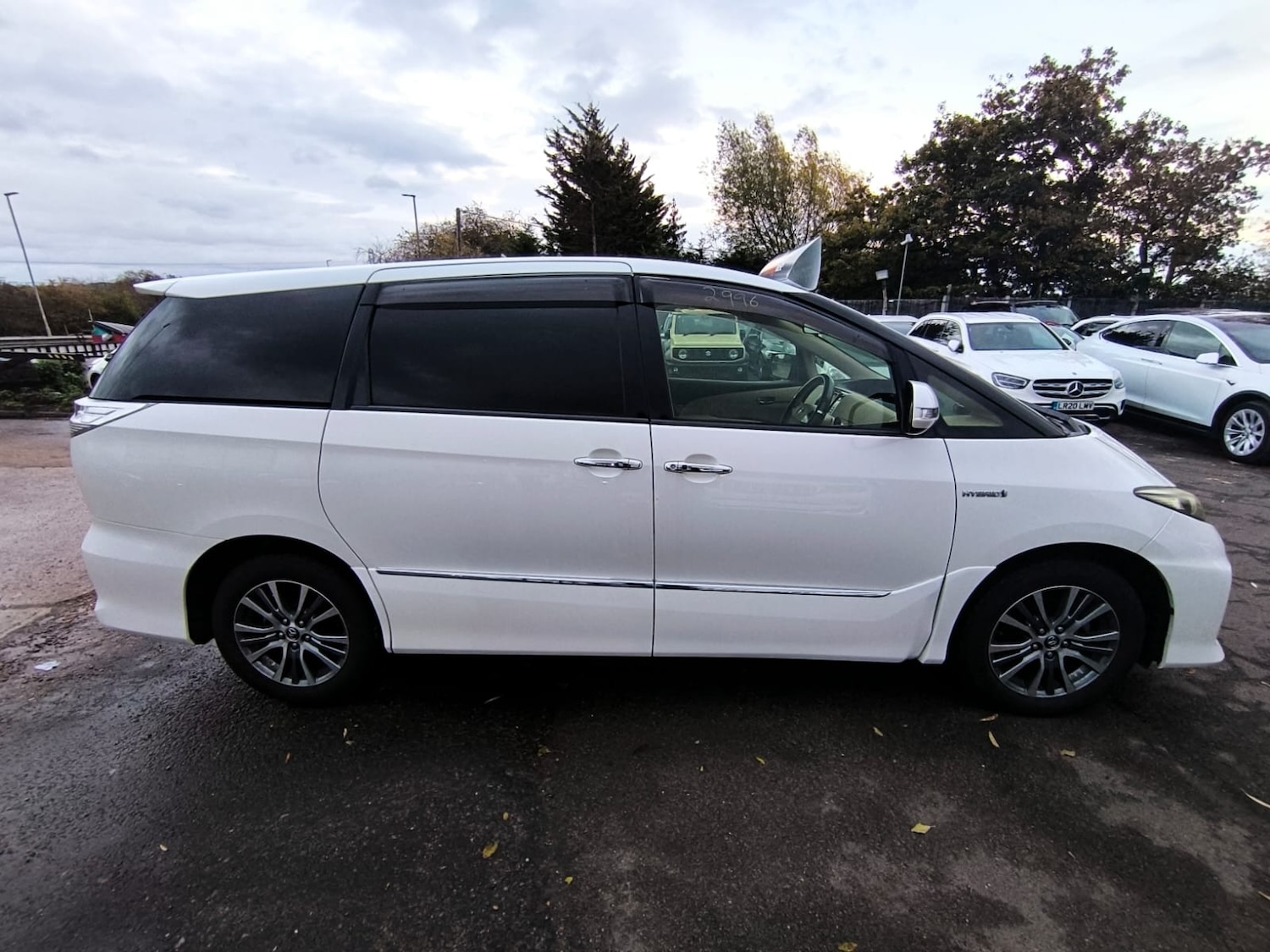 Used Toyota Estima 2013 for sale - 76477816: Photo 5