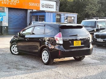 Used Toyota Prius+ 2015 for sale - 79650488: Photo