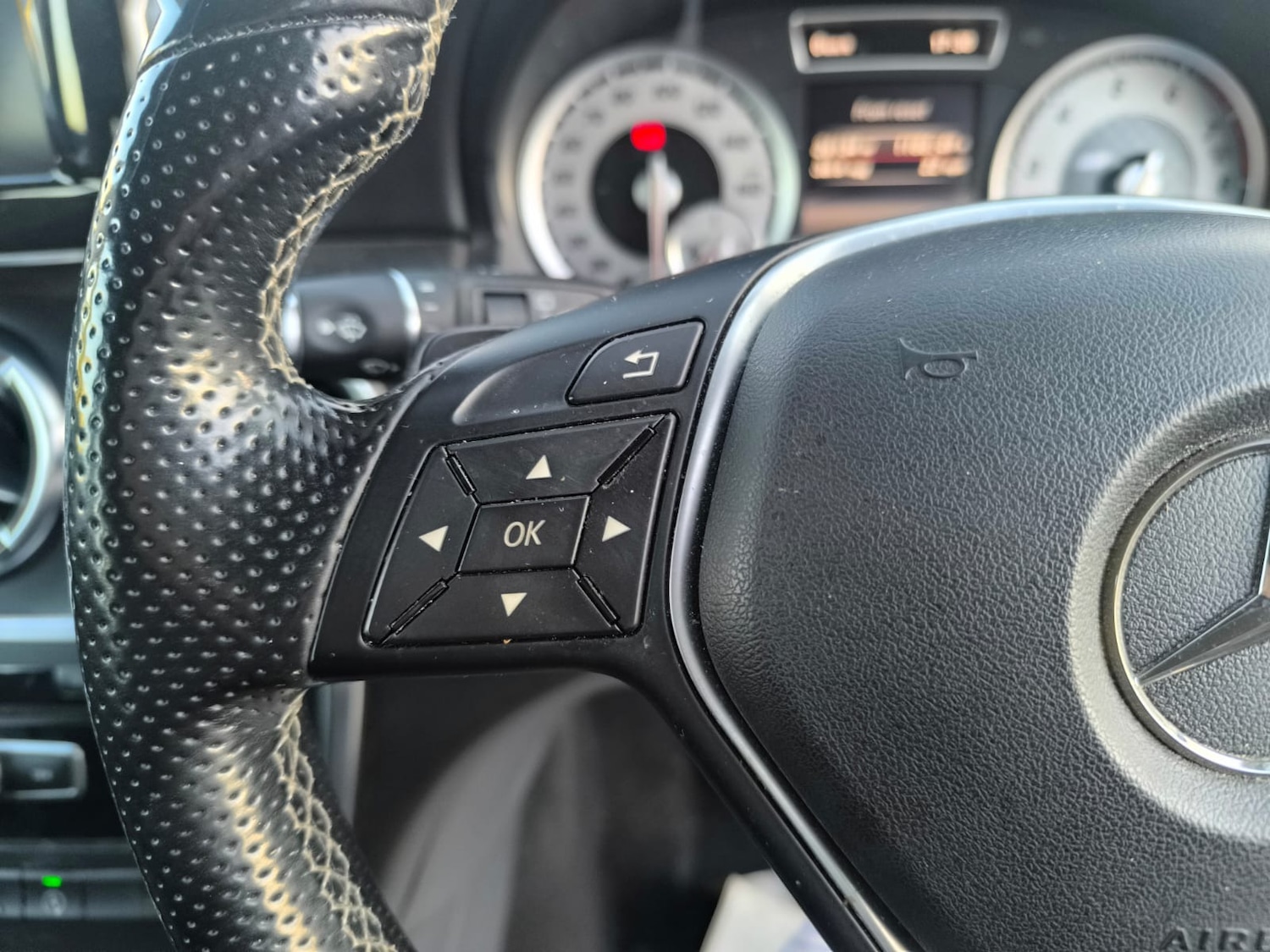 Used Mercedes-Benz A-Class 2015 for sale - 78026869: Photo 15