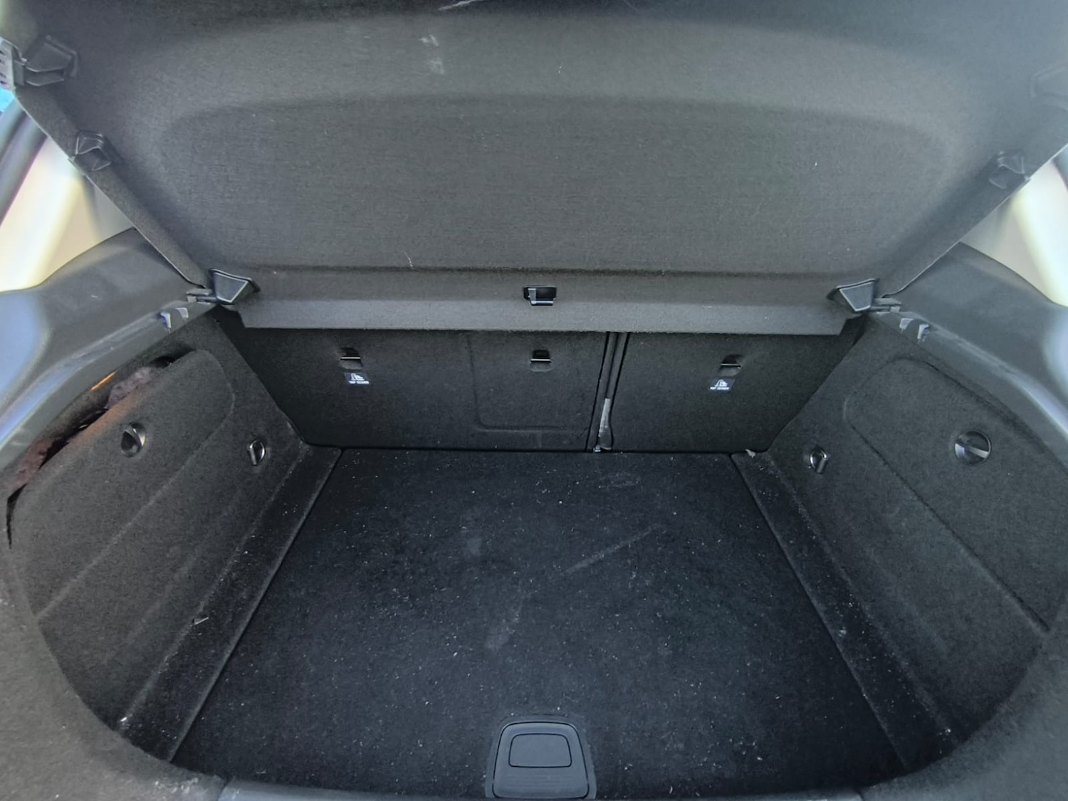 Used Mercedes-Benz A-Class 2015 for sale - 78026869: Photo 30