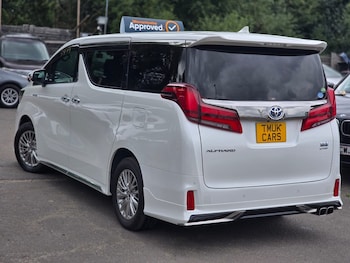 Used Toyota Alphard 2020 for sale - 75406222: Photo