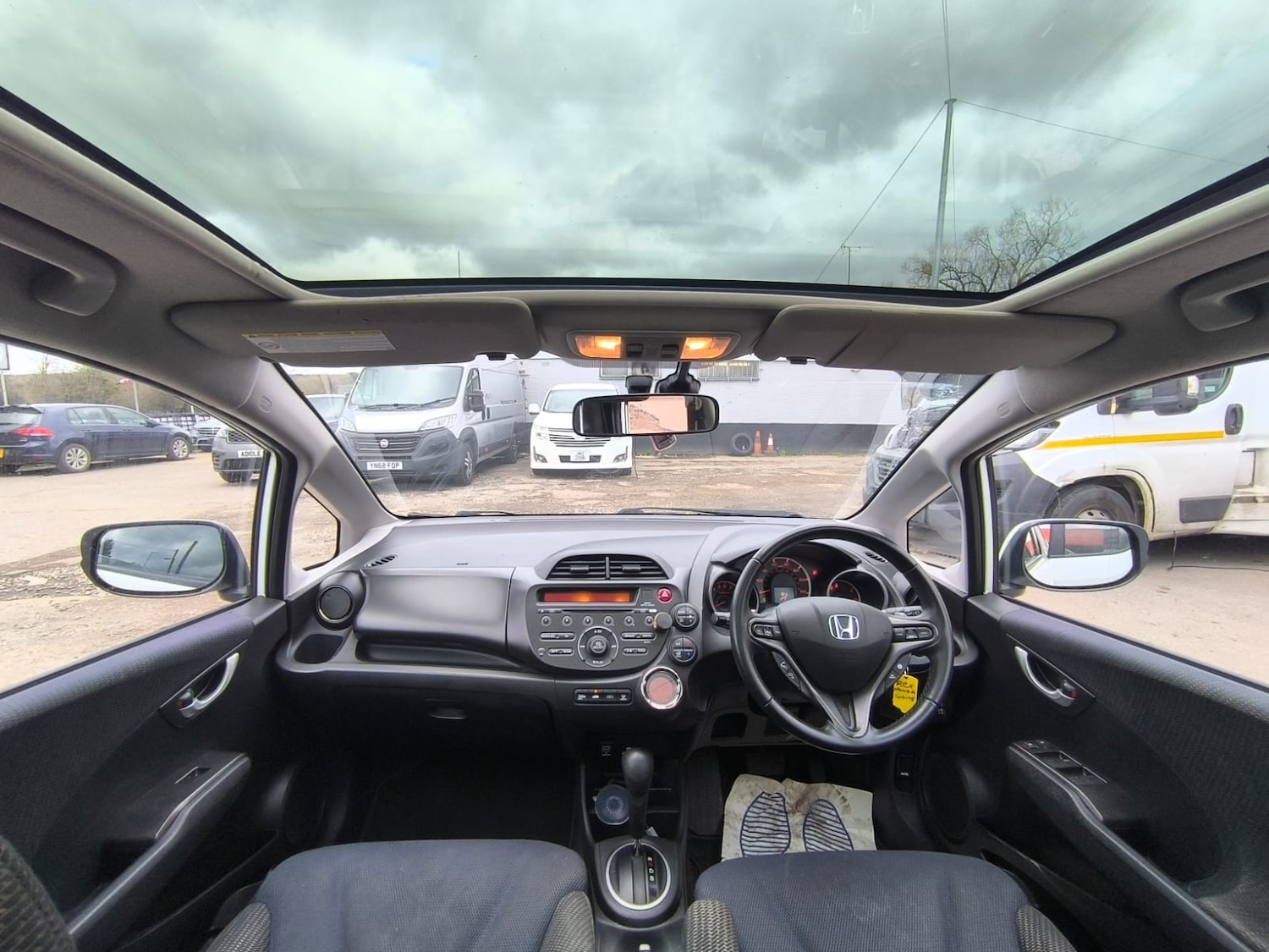 Used Honda Jazz 2014 for sale - 78143850: Photo 13