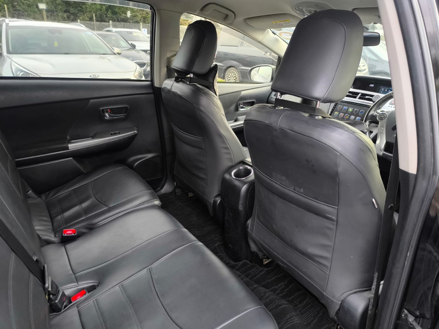 Used Toyota Prius+ 2015 for sale - 77208122: Photo 11