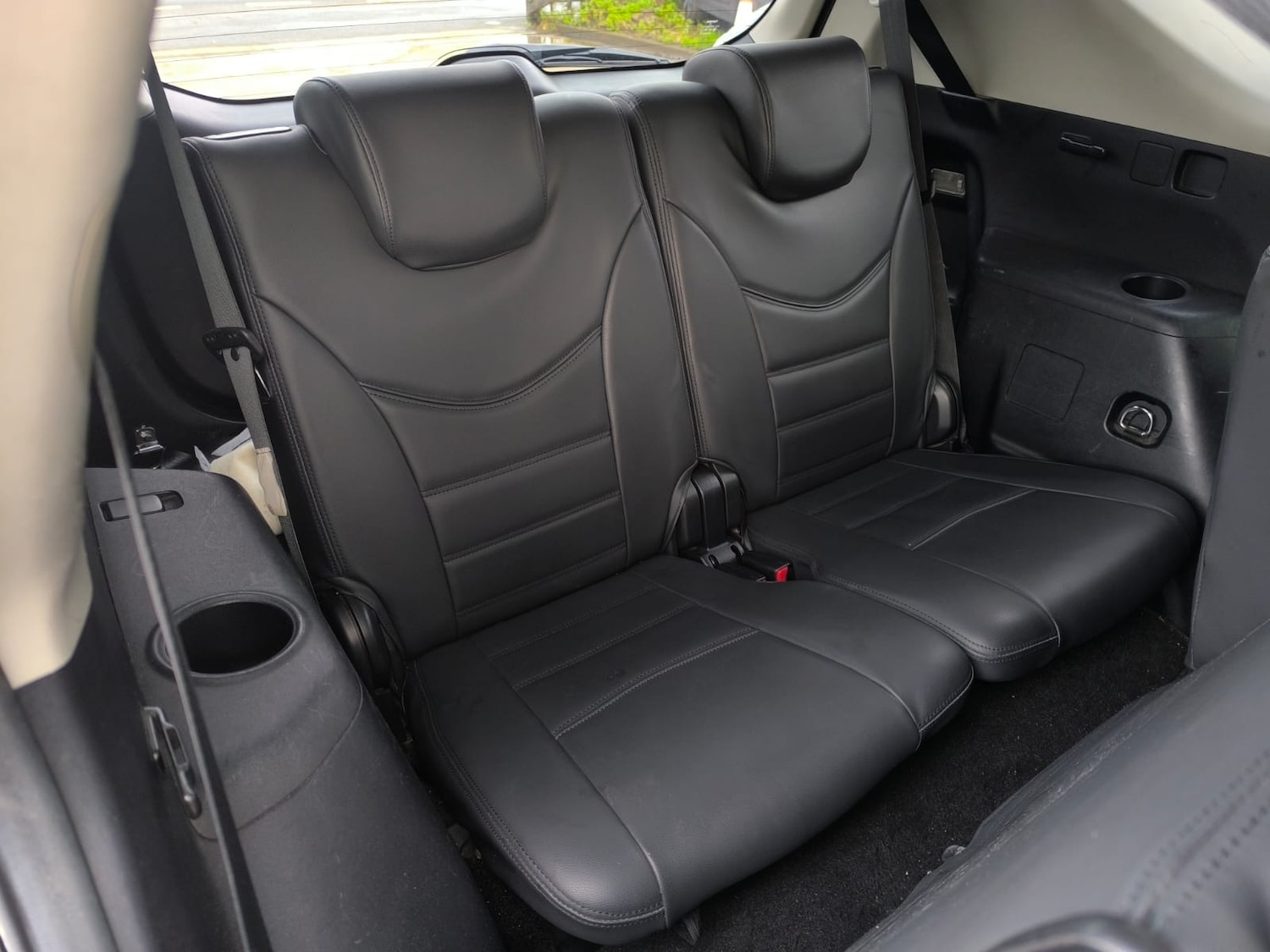 Used Toyota Prius+ 2015 for sale - 77208122: Photo 12