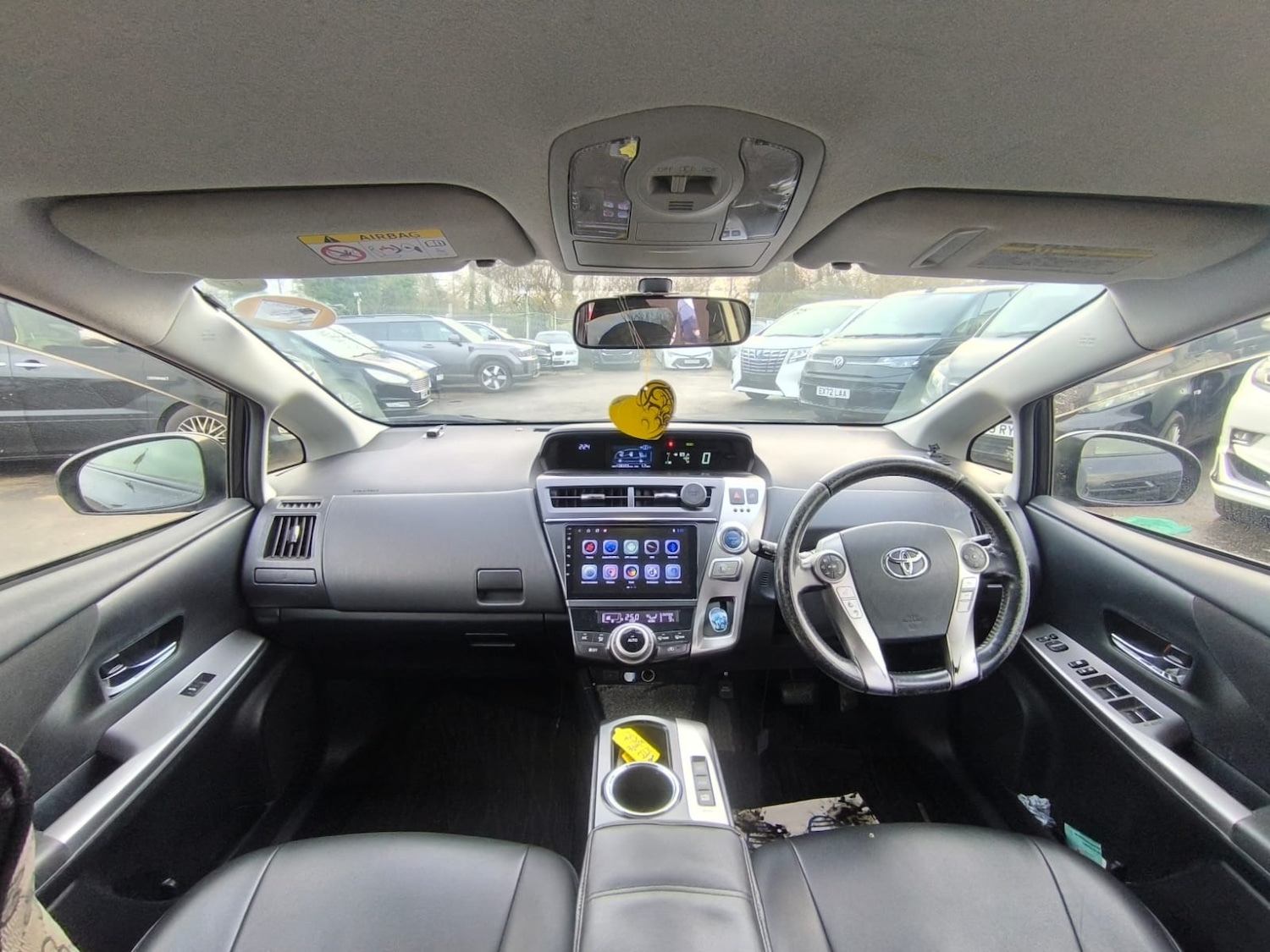 Used Toyota Prius+ 2015 for sale - 77208122: Photo 13