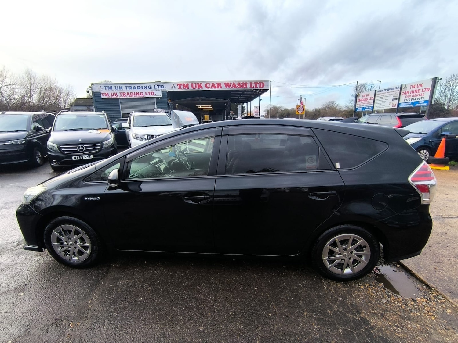 Used Toyota Prius+ 2015 for sale - 77208122: Photo 5