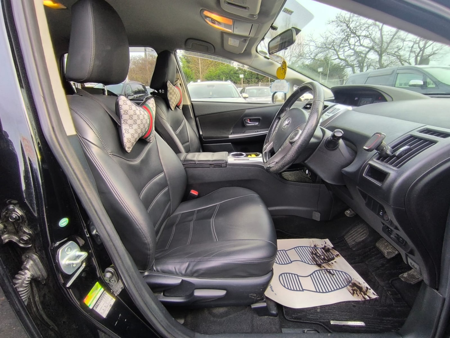 Used Toyota Prius+ 2015 for sale - 77208122: Photo 8