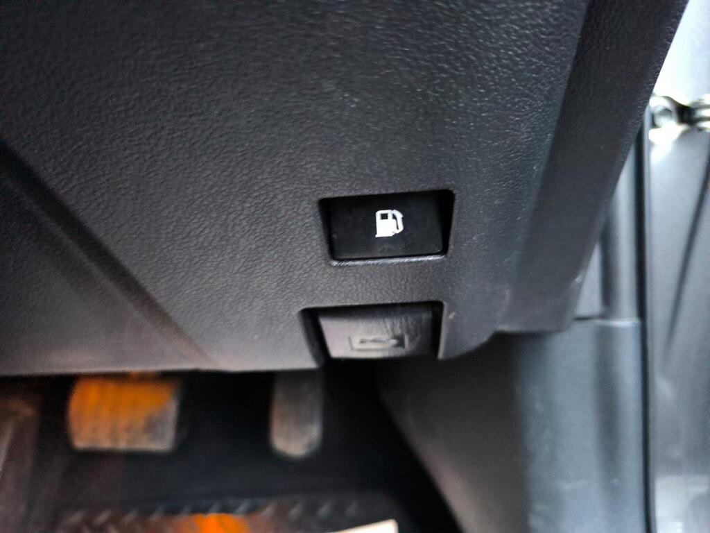 Used Toyota Prius 2017 for sale - 77179542: Photo 25