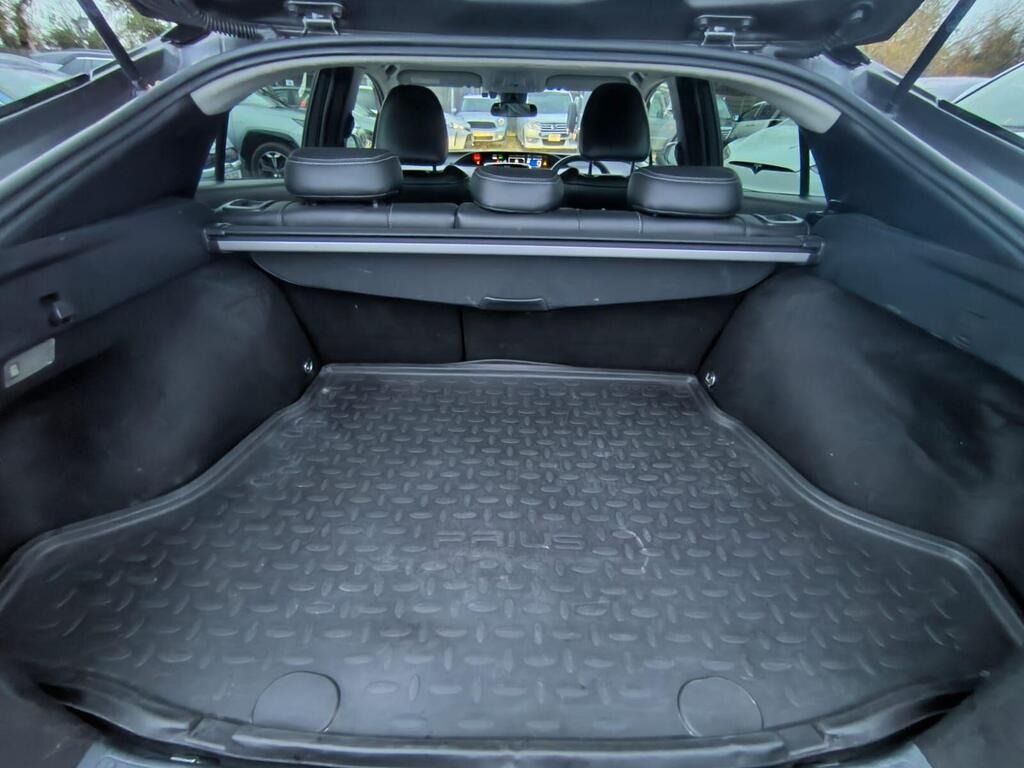 Used Toyota Prius 2017 for sale - 77179542: Photo 28