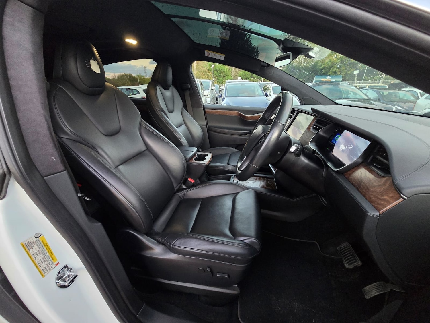 Used Tesla Model X 2020 for sale - 76412317: Photo 11