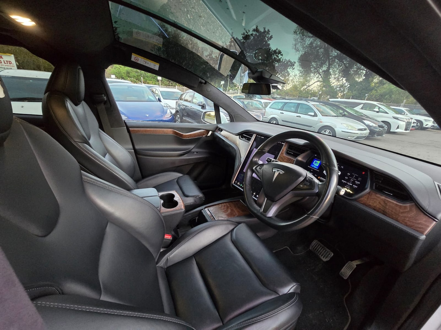 Used Tesla Model X 2020 for sale - 76412317: Photo 13