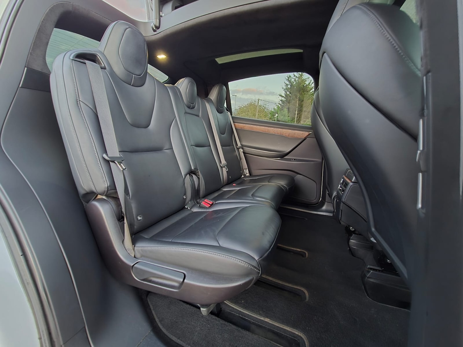 Used Tesla Model X 2020 for sale - 76412317: Photo 15