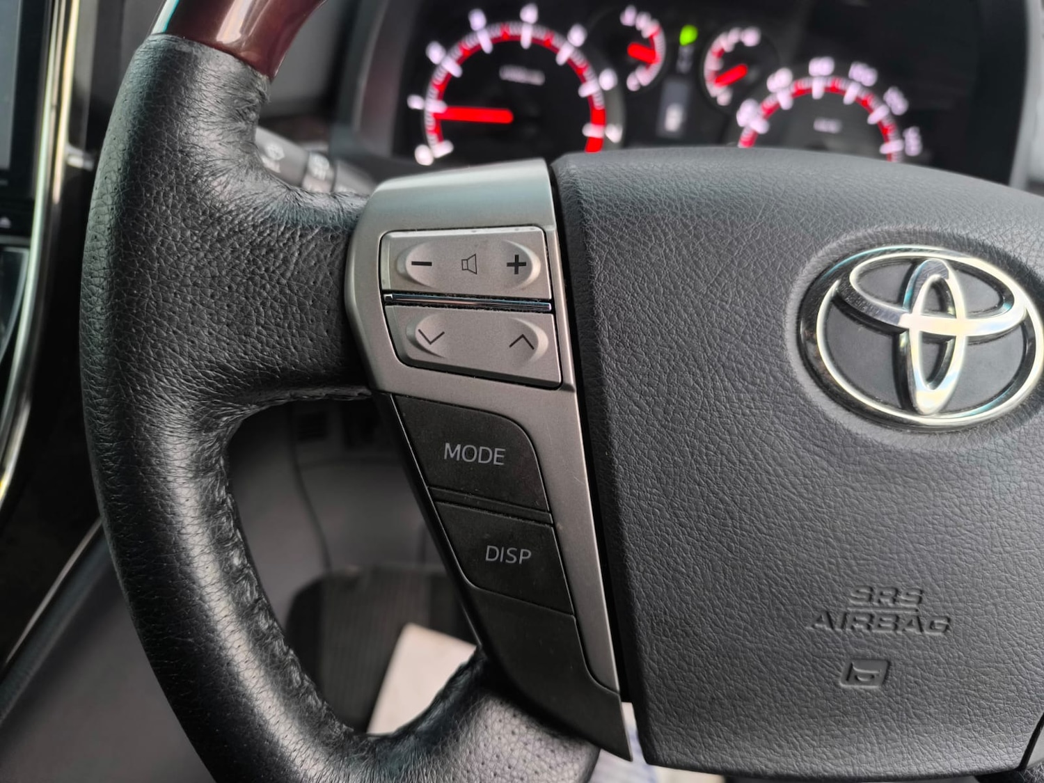 Used Toyota Alphard 2014 for sale - 77715337: Photo 17