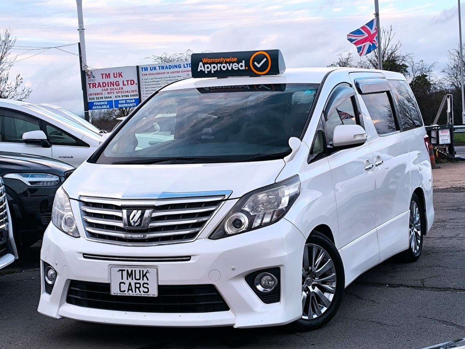 Used Toyota Alphard 2014 for sale - 77715337: Photo 2