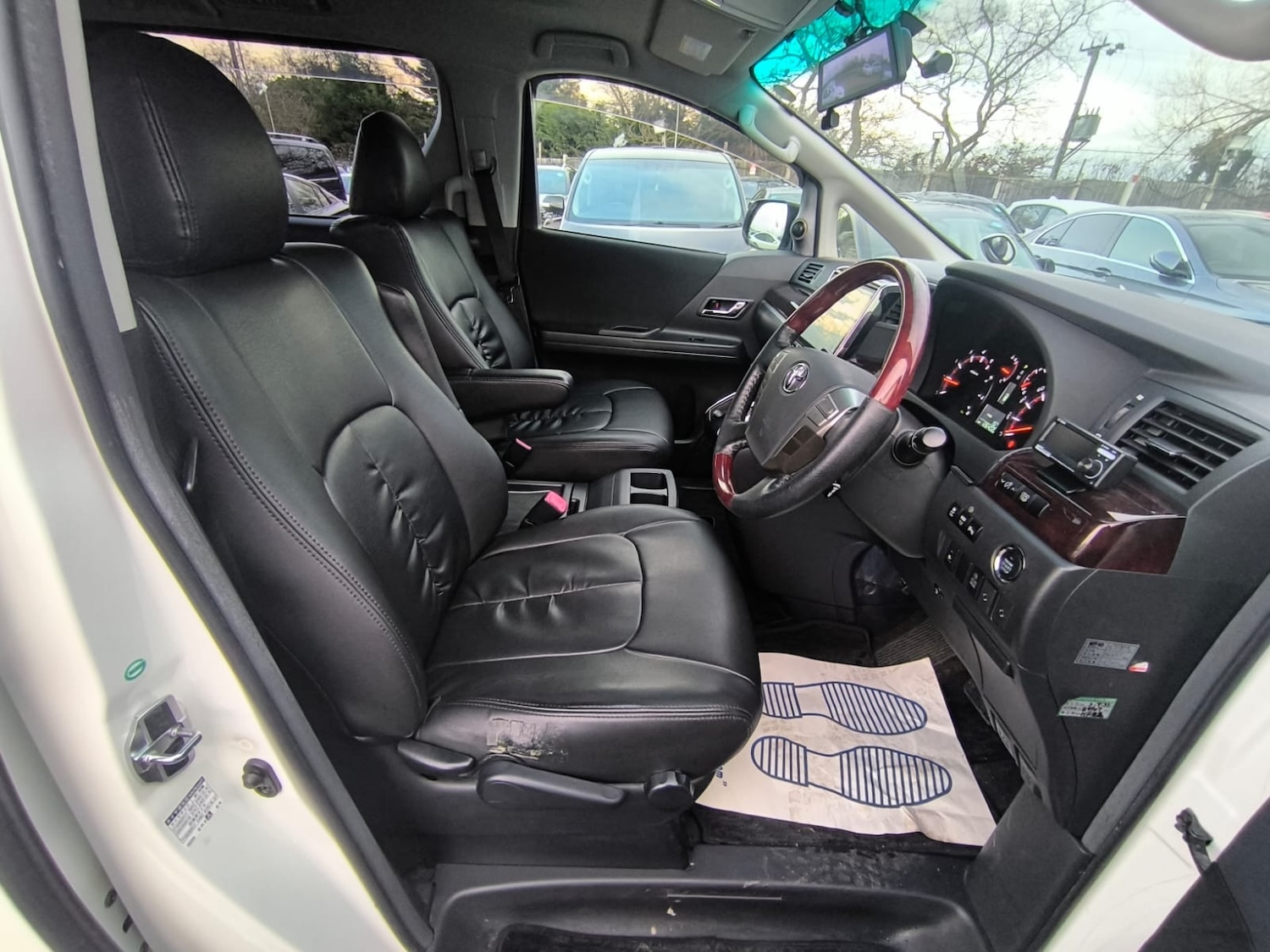 Used Toyota Alphard 2014 for sale - 77715337: Photo 9