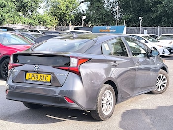Used Toyota Prius 2019 for sale - 75168471: Photo