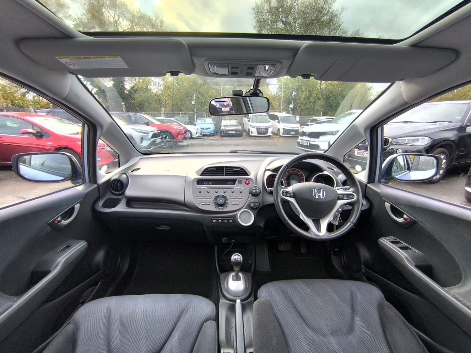 Used Honda Jazz 2010 for sale - 76488555: Photo 13