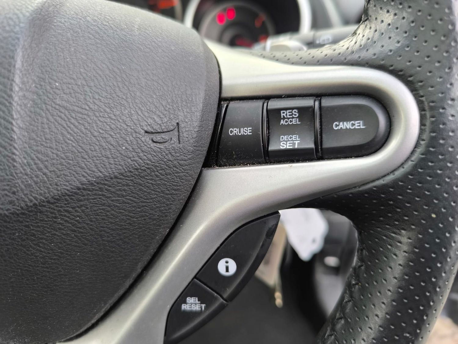 Used Honda Jazz 2010 for sale - 76488555: Photo 18