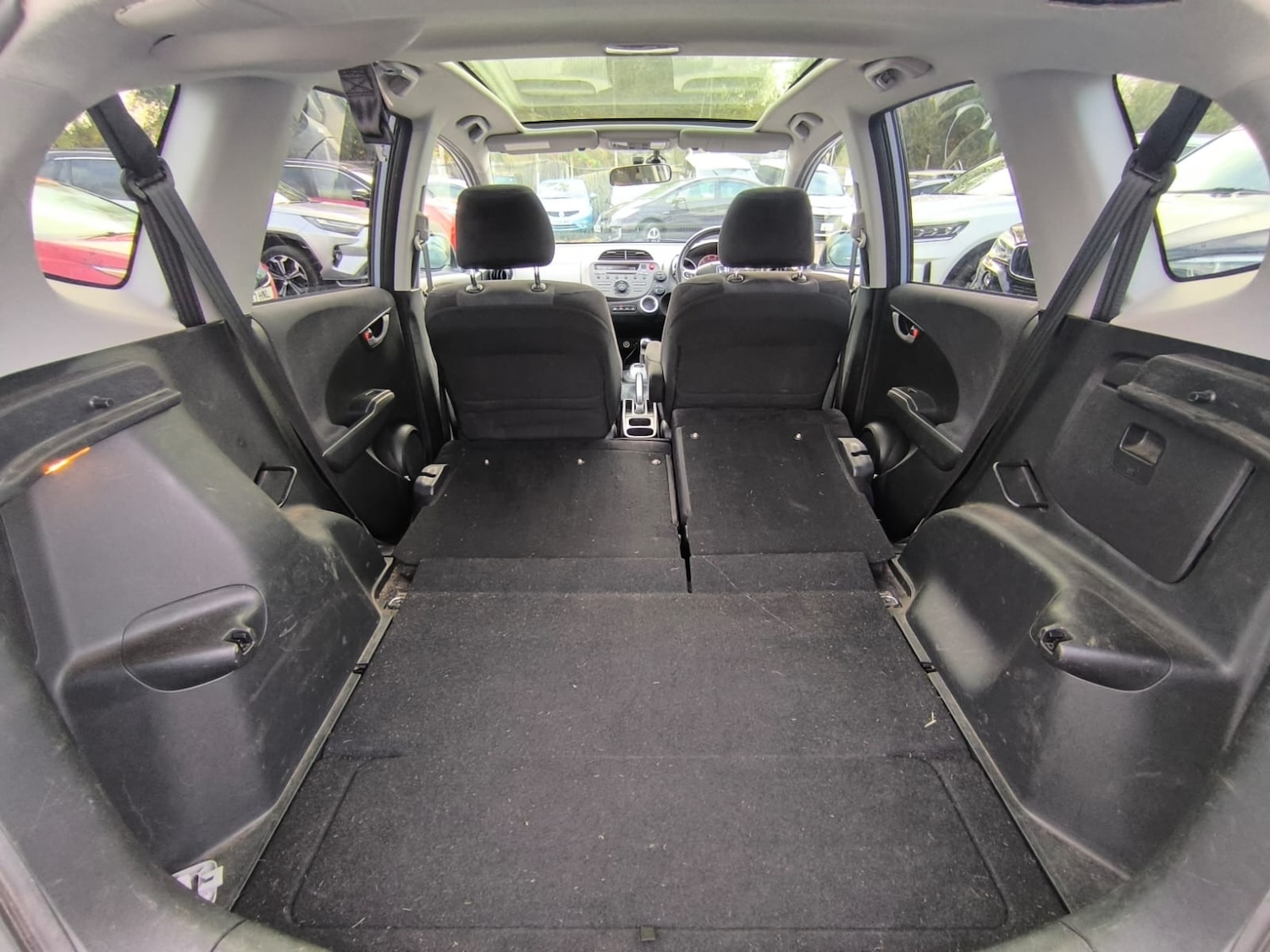 Used Honda Jazz 2010 for sale - 76488555: Photo 33