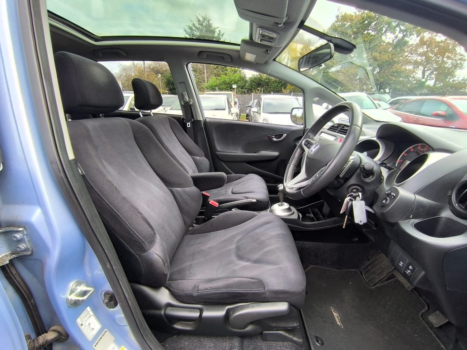 Used Honda Jazz 2010 for sale - 76488555: Photo 9