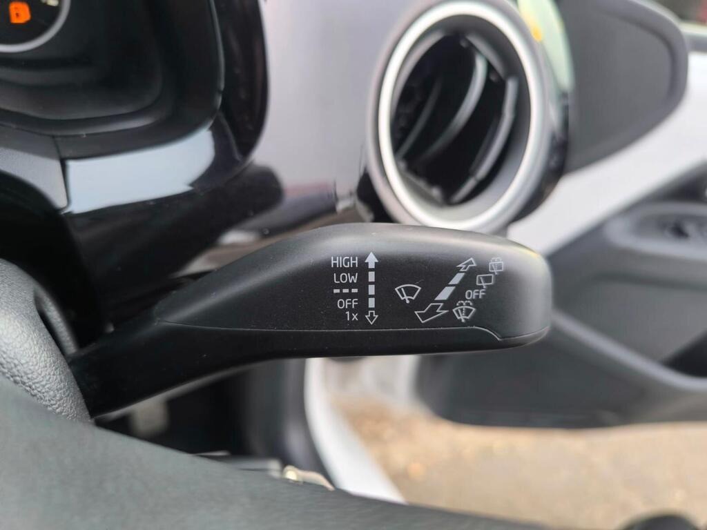 Used Volkswagen up! 2012 for sale - 77639245: Photo 17