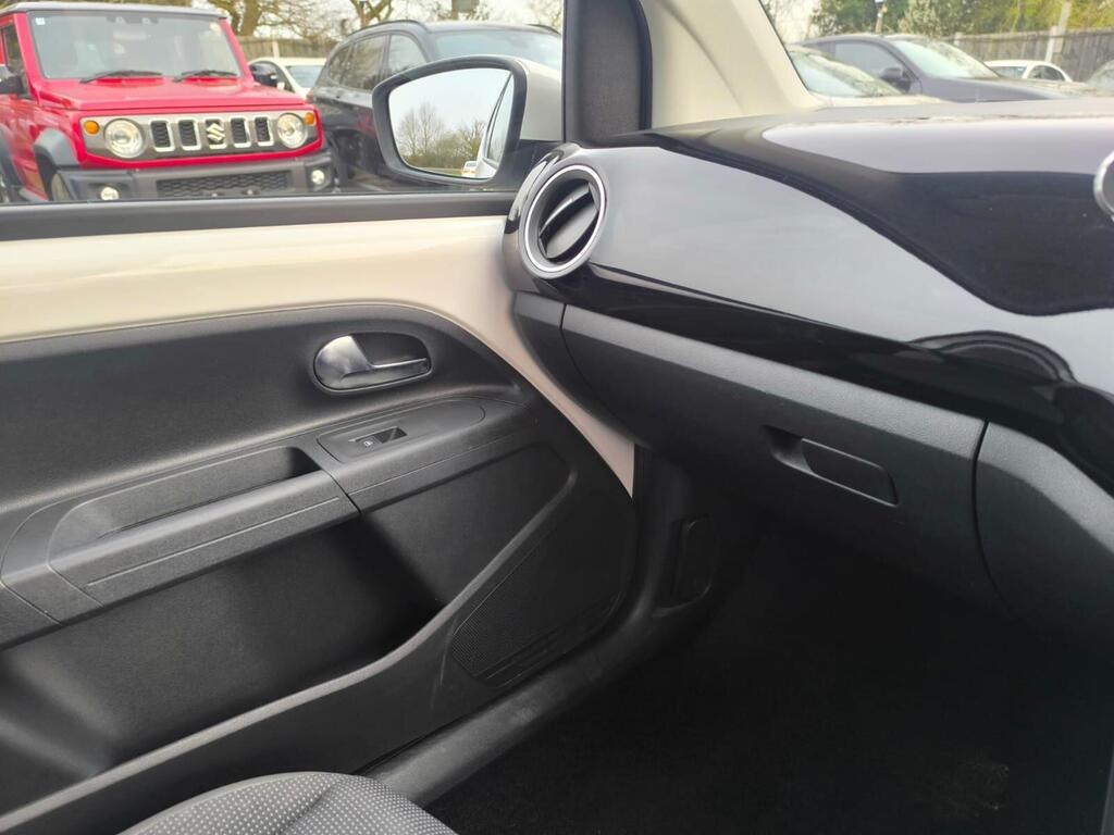 Used Volkswagen up! 2012 for sale - 77639245: Photo 20