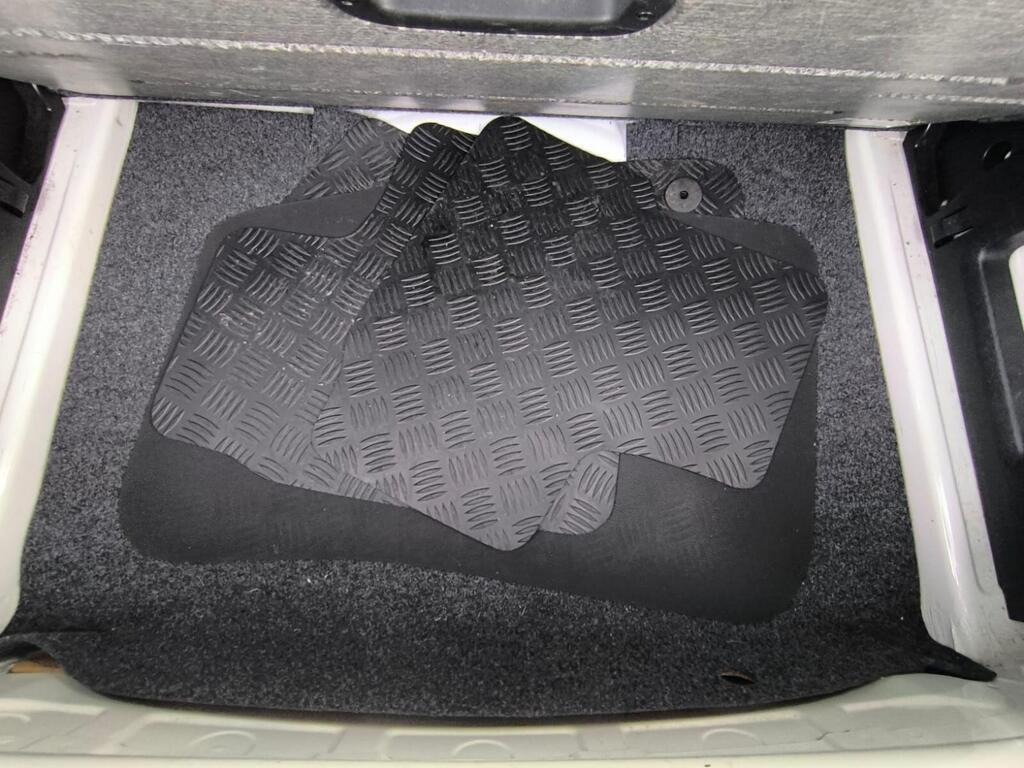 Used Volkswagen up! 2012 for sale - 77639245: Photo 27