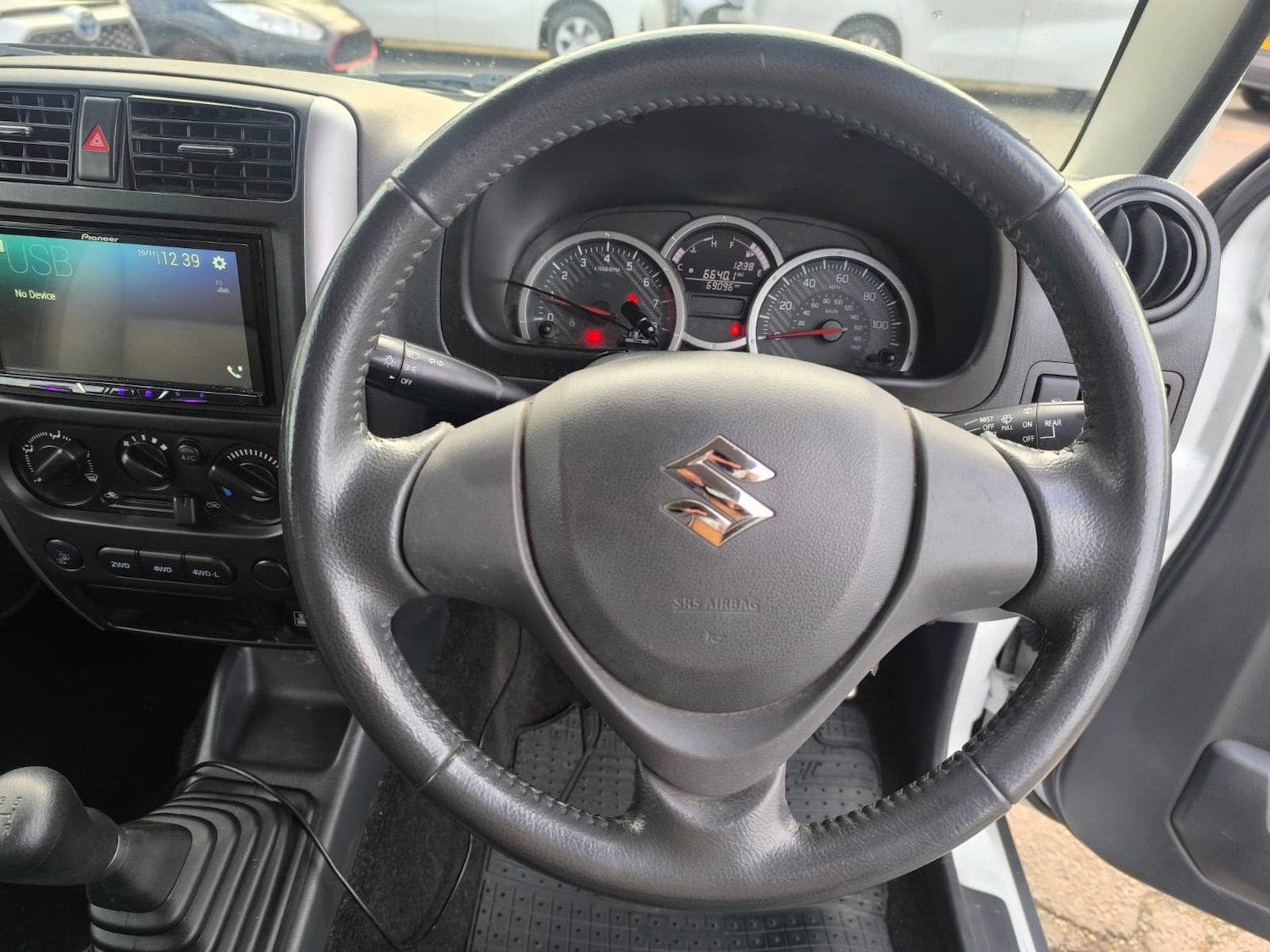 Used Suzuki Jimny 2016 for sale - 76663351: Photo 14