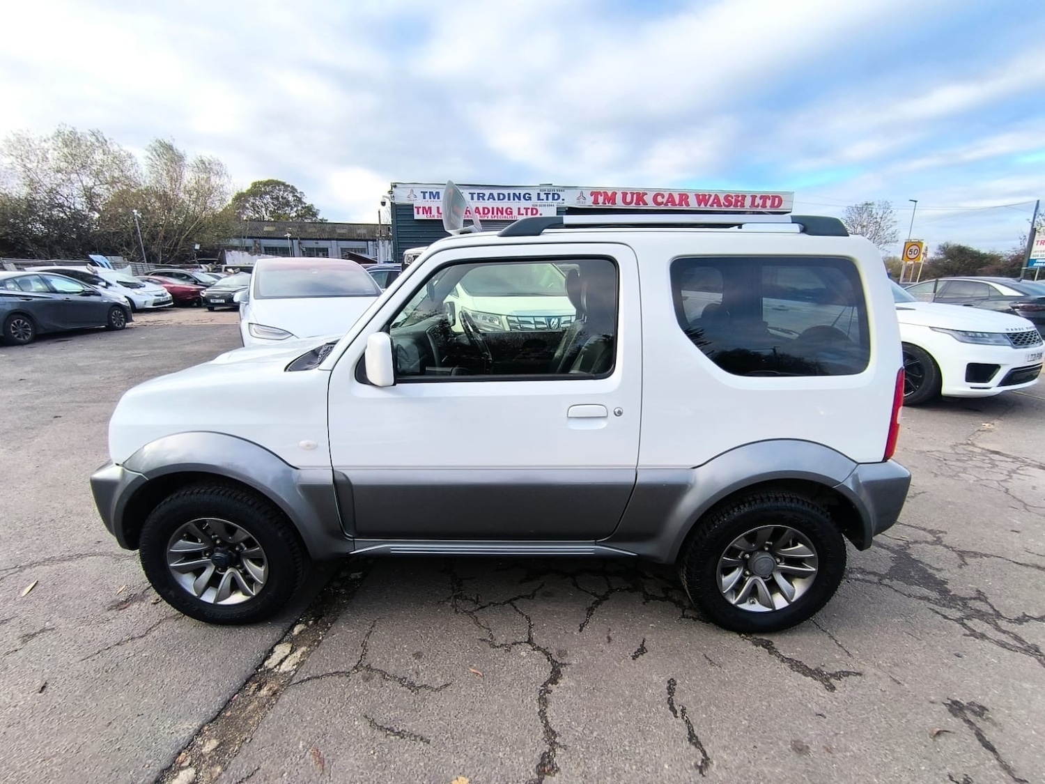 Used Suzuki Jimny 2016 for sale - 76663351: Photo 6