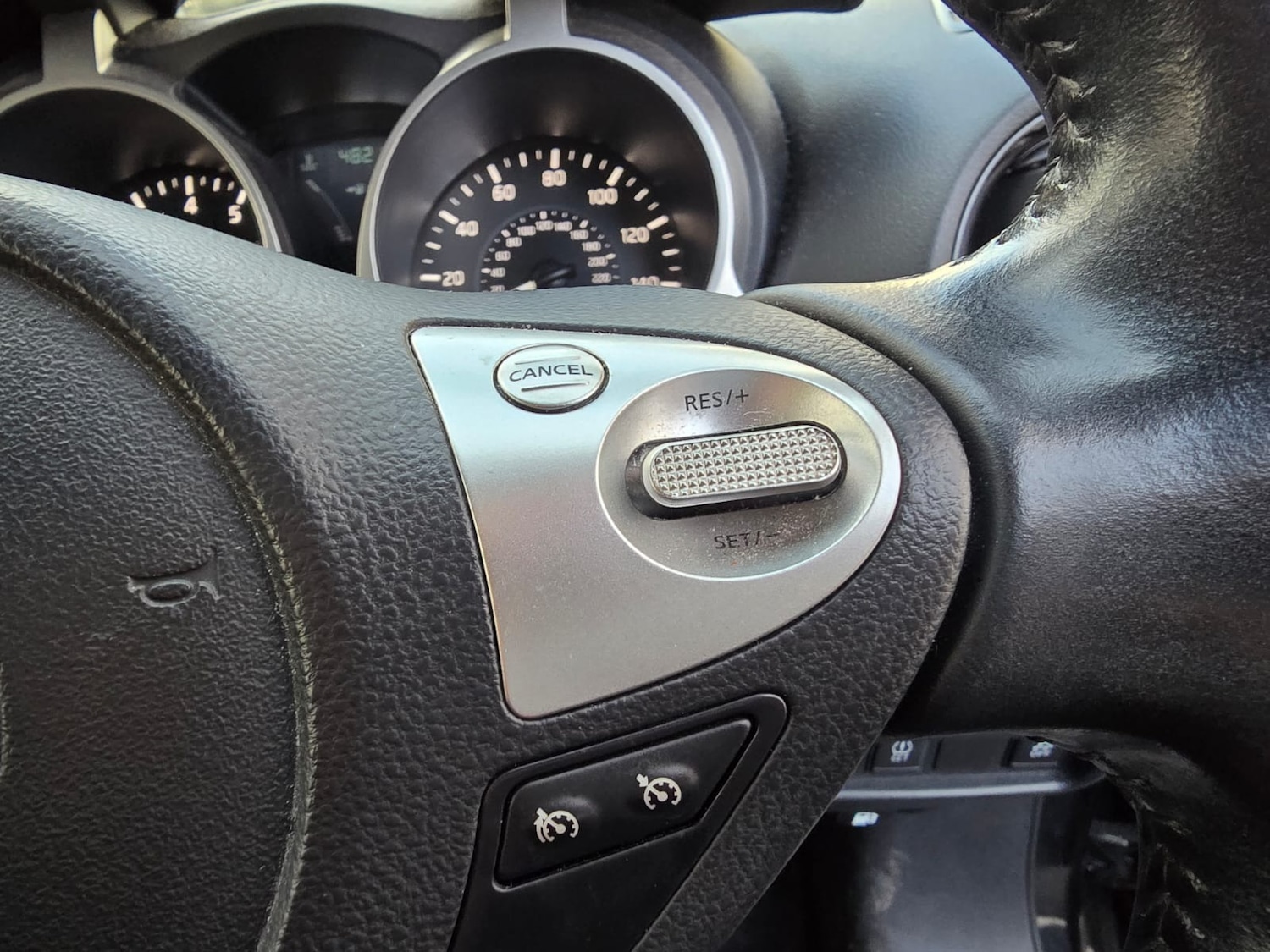 Used Nissan Juke 2018 for sale - 76793009: Photo 16