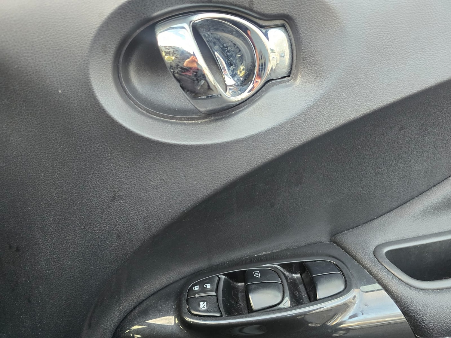 Used Nissan Juke 2018 for sale - 76793009: Photo 25