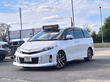 Used Toyota Estima 2014 for sale - 79055701: Photo